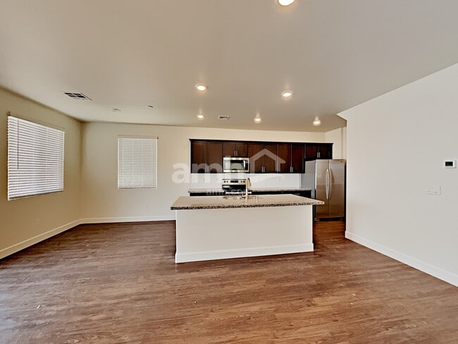 Photo - 72 Pyramid Lake Ln