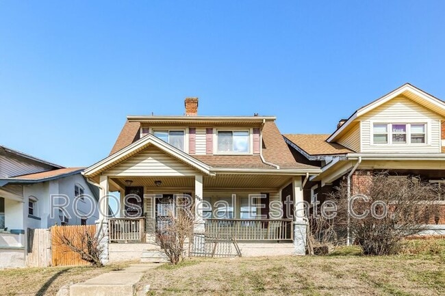 Photo - 4009 E 3rd St