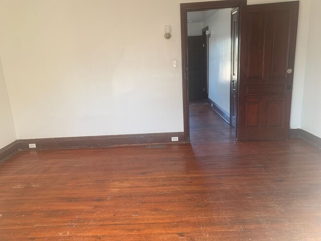Photo - 3 bedroom apartment in West End of York City