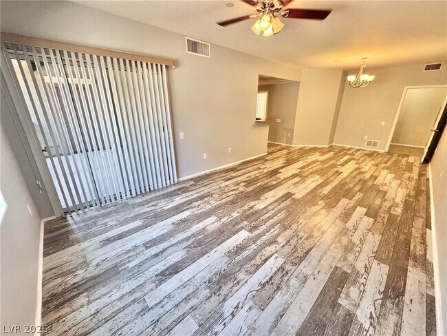 6868 Sky Pointe Dr Unit 1035