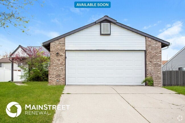 Building Photo - 607 Woods Crossing Dr Rental