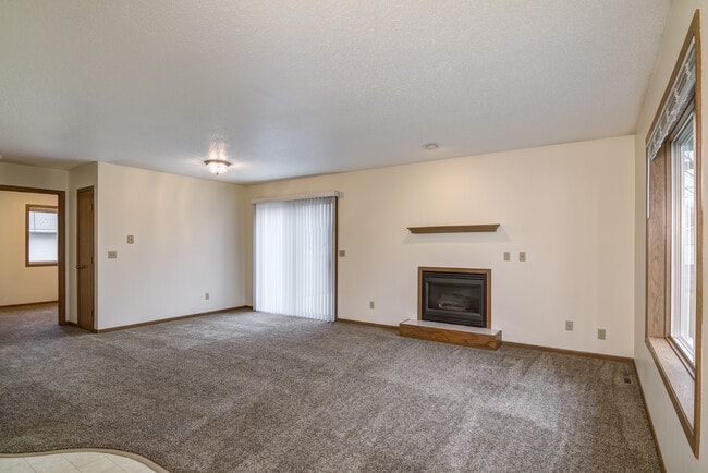 Photo - 13236 39th Ave N
