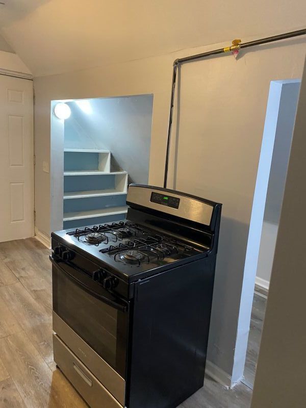 Photo - 1340 E 76th St Unidad 2