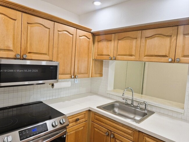 Photo - 11800 SW 18th St Unidad 209-4