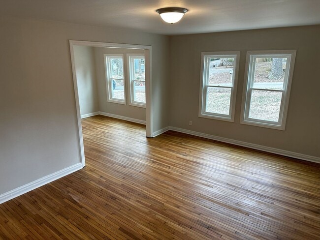 Photo - 2 Bedroom Home with Spacious Backyard and Modern Upgrades