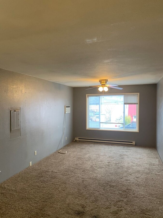 Photo - 1217 W Woodin Ave Unit 6