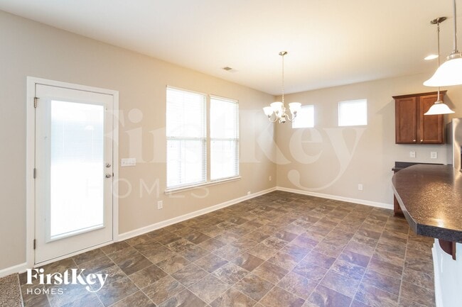 543 Crossland Dr