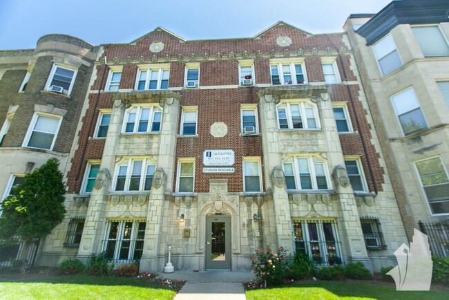 Photo - 4735 N Beacon St Condo Unit 304