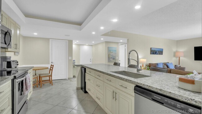 Photo - 450 Egret Cir Unit 9207