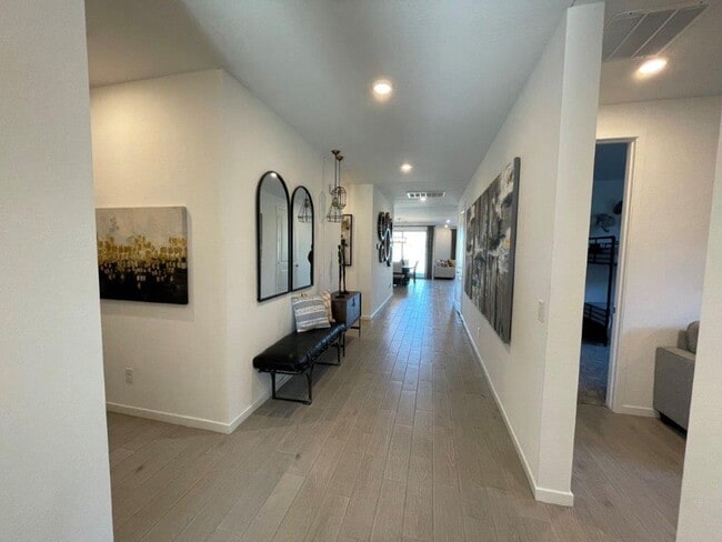 Photo - 5632 W Walatowa St