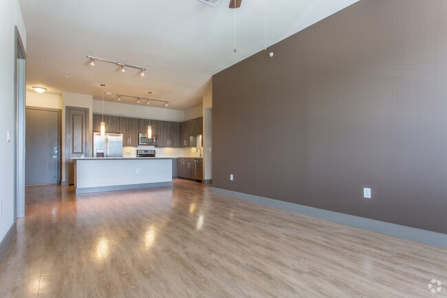 2HAB, 2BA - 1252 ft²