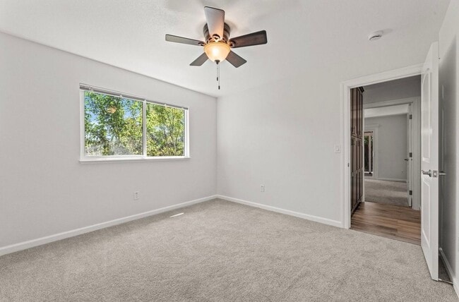 Photo - Three Bedroom Two Bathroom Home in Rosemont