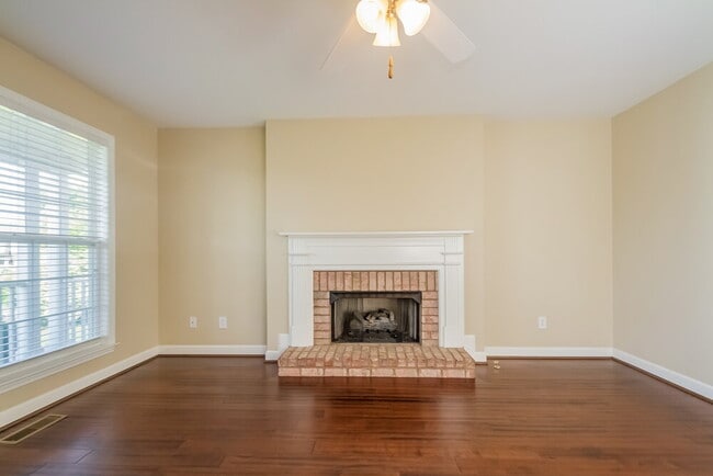 Photo - 1014 Persimmon Dr