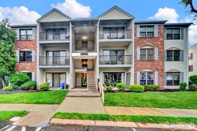Building Photo - 421 Lancaster Ct Rental