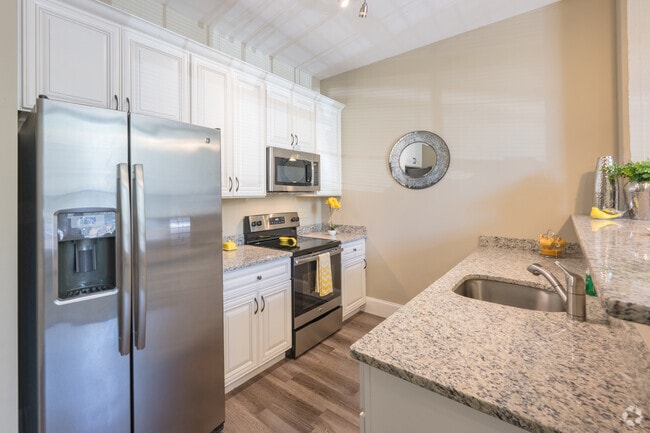 2BR, 2BA - 1,050SF Kitchen