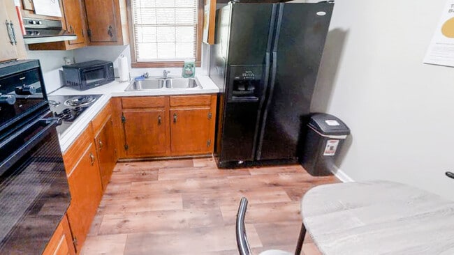 Building Photo - 276 Bromack Dr SE Rental