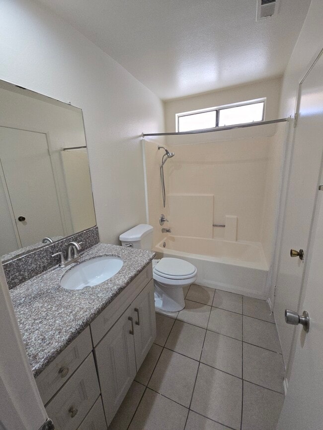 Photo - 713 Corvette Dr