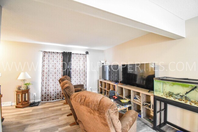 Photo - 2 Bedroom 1.5 Bath Home
