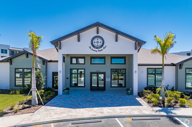 Club House - Gateway Commons Apartments