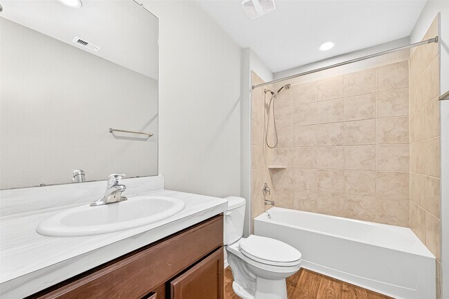 Photo - 21414 Hartford Hollow Ln