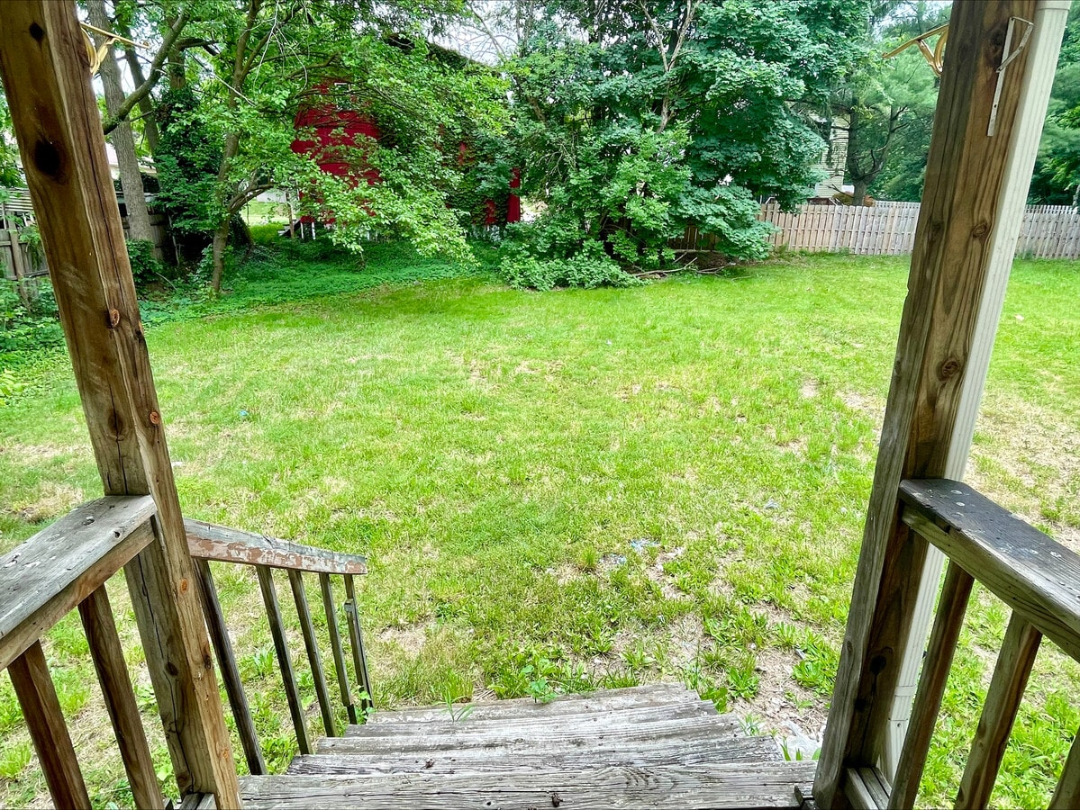Photo - 580 Baird St