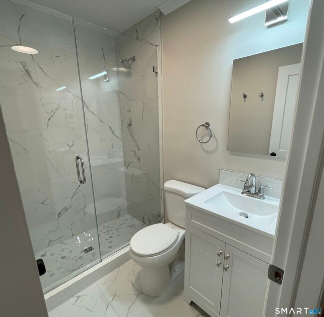 Photo - 9 Windell Pl Unit 9