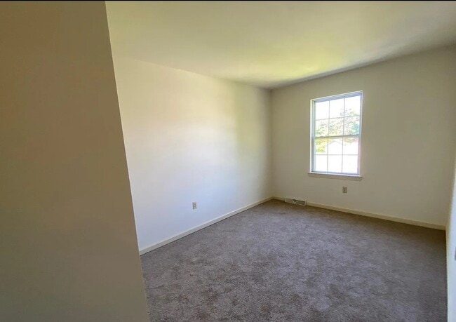 Photo - 6605 Hollow Dr
