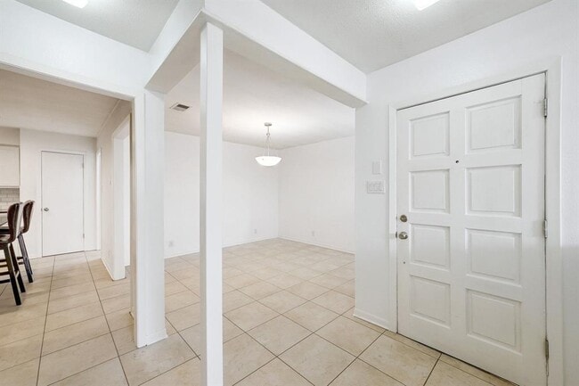 Photo - 4407 Jessamine Hollow