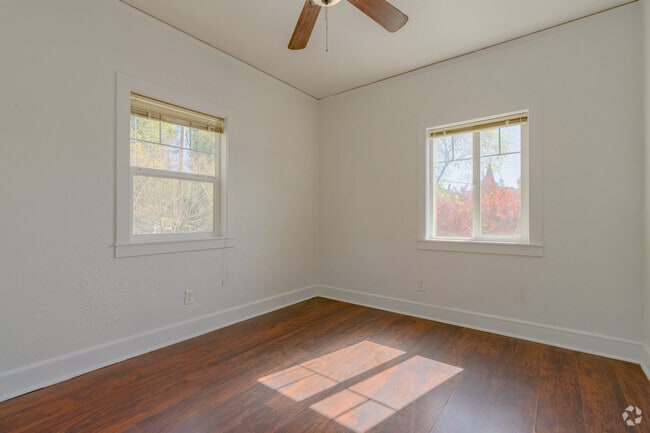 3BR, 1BA - 1200 SF - Bedroom 3