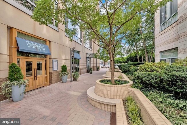 Photo - 851 N Glebe Rd Unit 1606