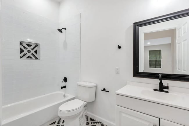 Photo - Renovated and full of character, this 3-bedroom, 1-bath apartment, We accept section 8