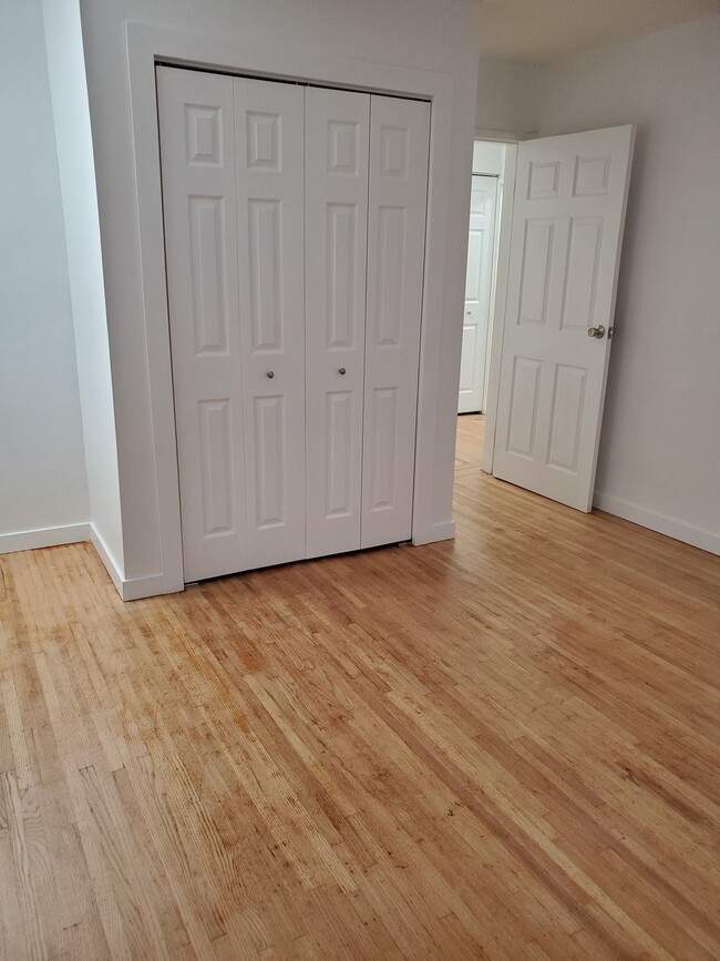 1 Bedroom with Hardwood Floors!