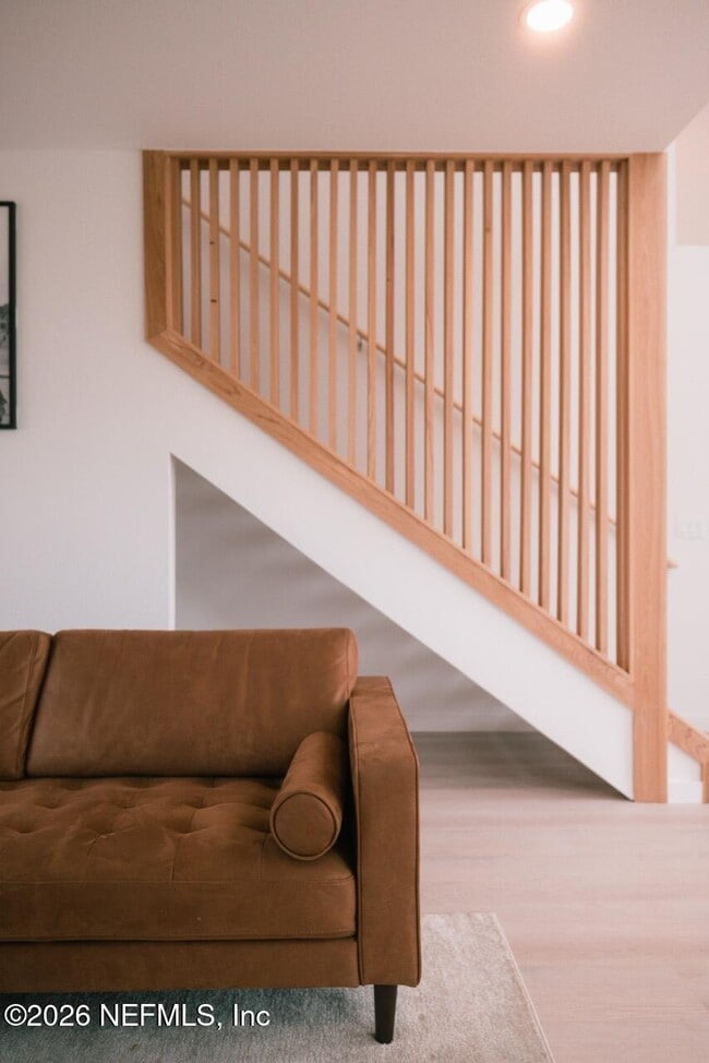 Photo - 3318 Lewis Speedway