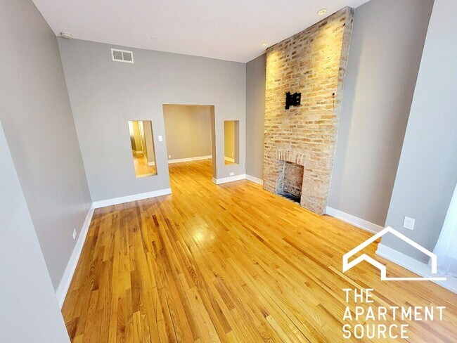 Photo - 2809 W Warren Blvd Unit 1