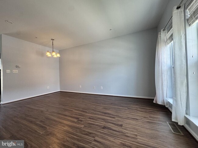Photo - 636 Tantallon Ct