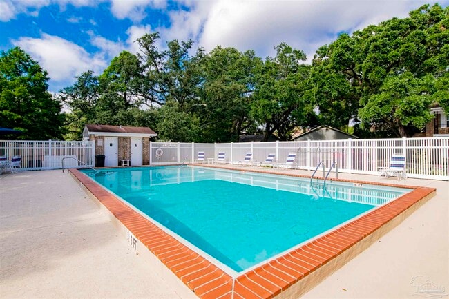 Photo - 3307 Kingswood Ct