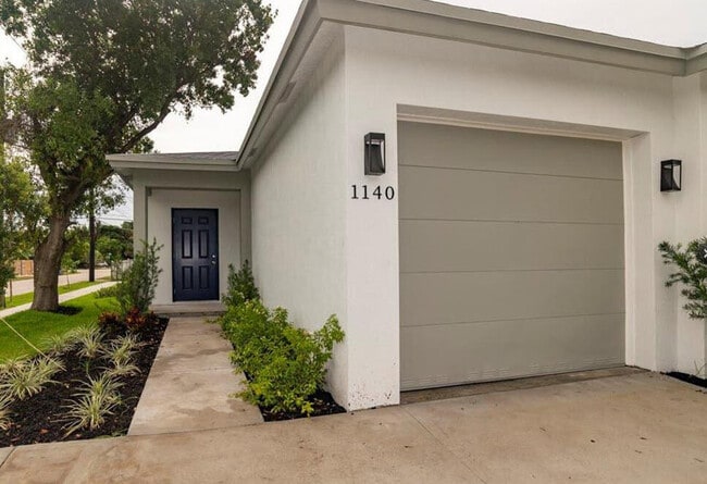 Photo - 1140 NW 1st Ave