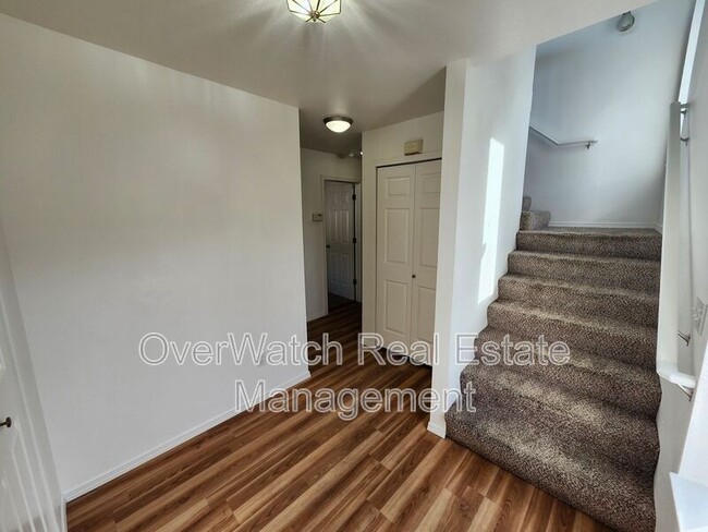 Photo - 705 Pearl Dr