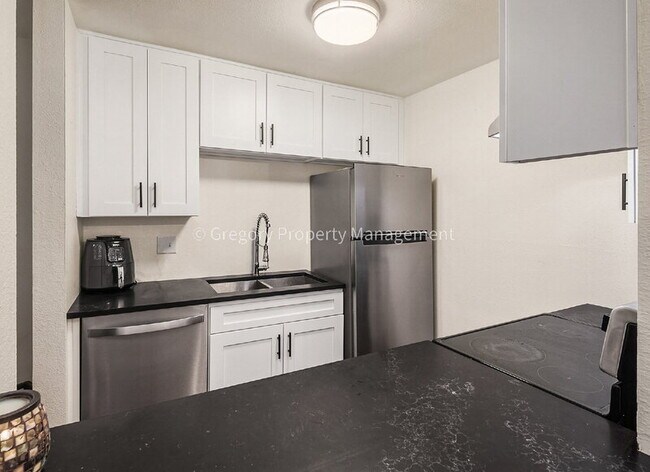 Photo - 12415 NE 130th Ct Unidad APT H102