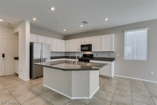 Building Photo - 1027 Huckburn Ave