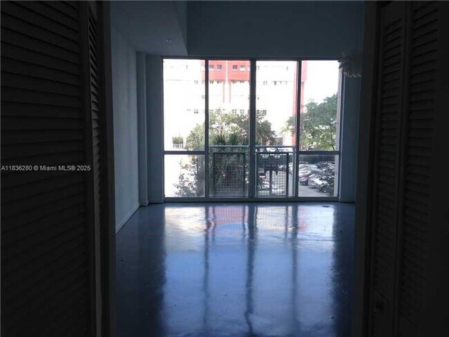 Photo - 244 Biscayne Blvd Unit 249