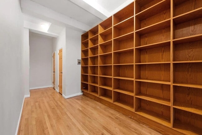 Photo - 3616 Henry Hudson Pkwy