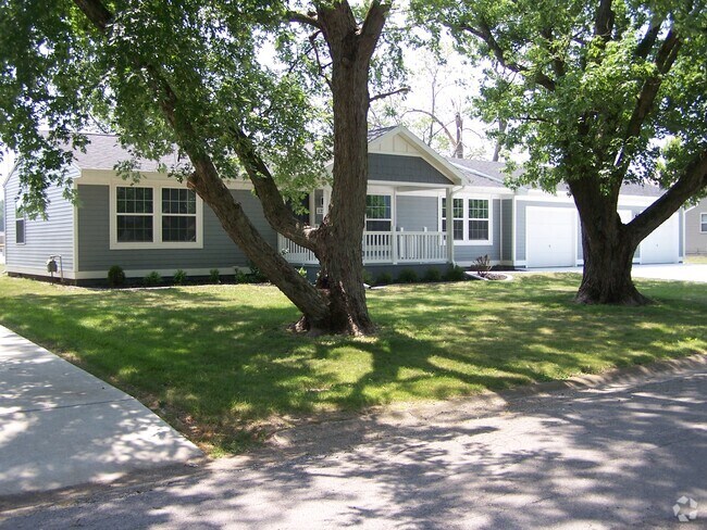 front of home - 122 Larkspur Dr Rental