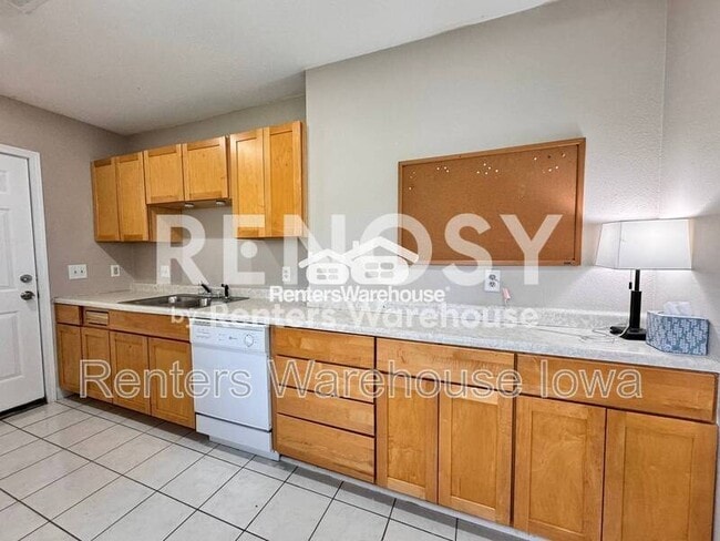 35 Hillside Ave