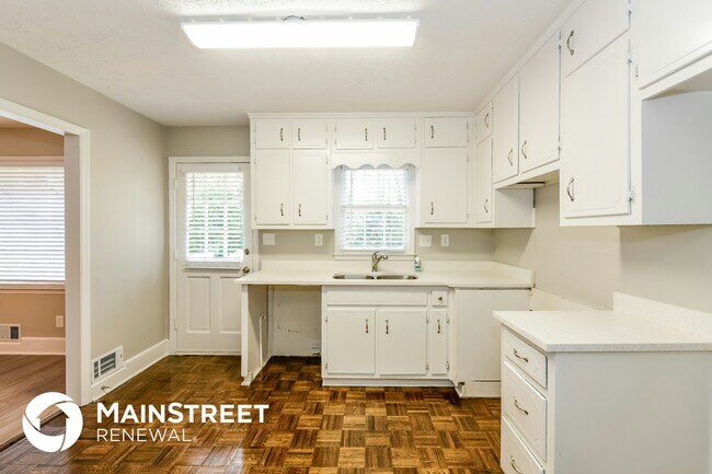 Photo - 17 Juliana Ct