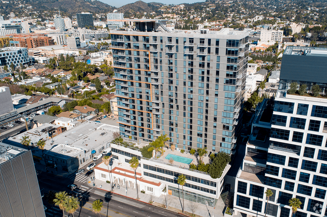 Aerial view of Lumina - Lumina Hollywood Rental