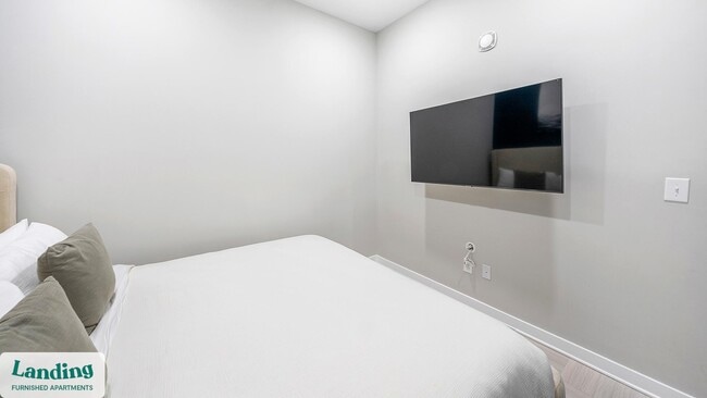 Photo - 600 19th St N Unidad 208