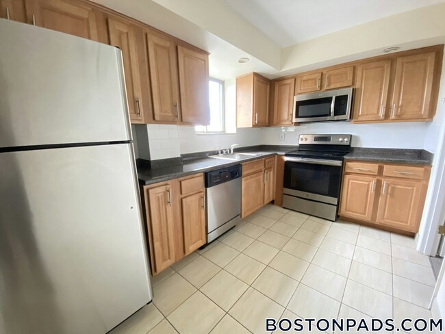 Building Photo - 385 Massachusetts Ave Rental