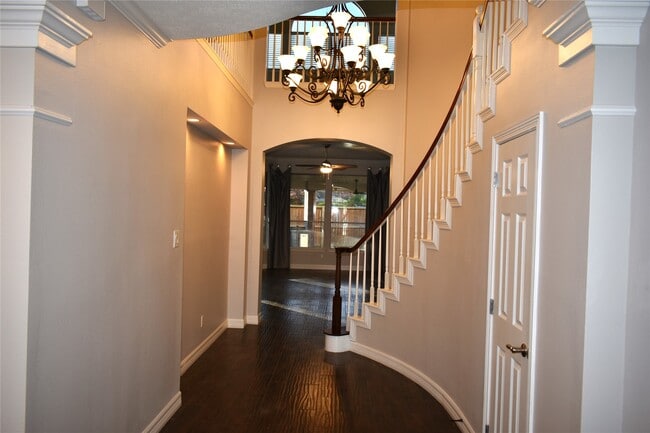 Photo - 5302 Fairwick Ct