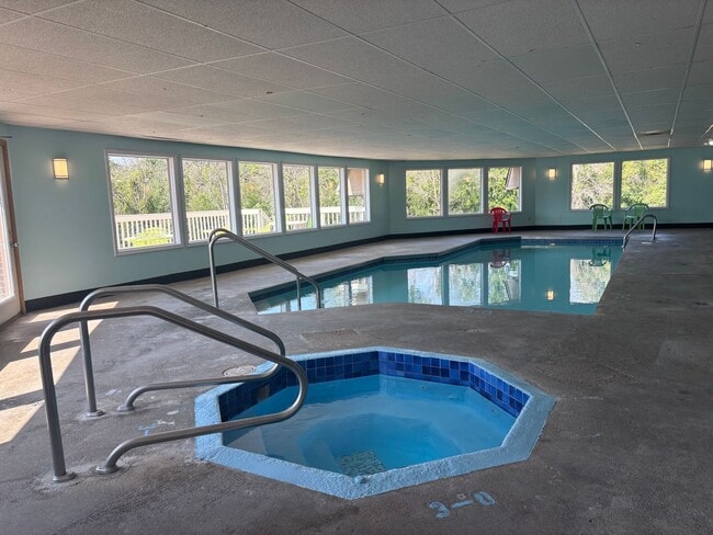 Willow Creek Apartments